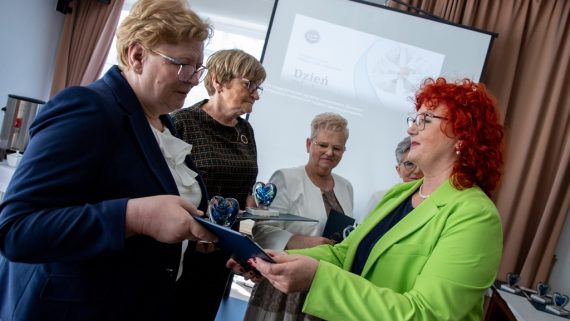 Nagrodzone pielęgniarki i położne